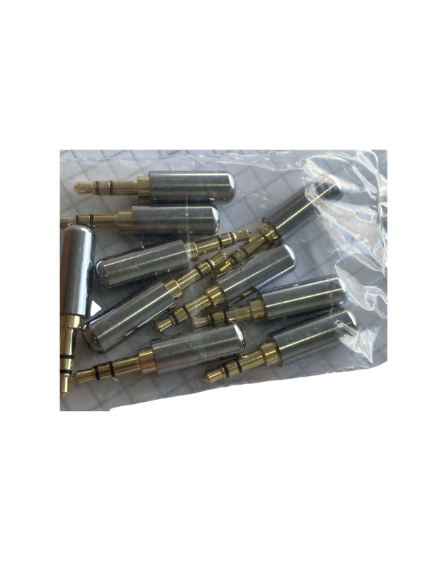 Plug 3.5mm Stereo Metálico Gris